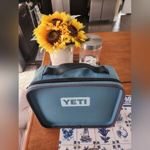 Yeti Daytrip Lunchbox